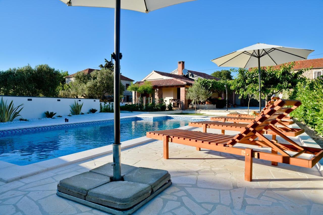 Villa Navita Augustinus With Pool Debeljak Exterior foto